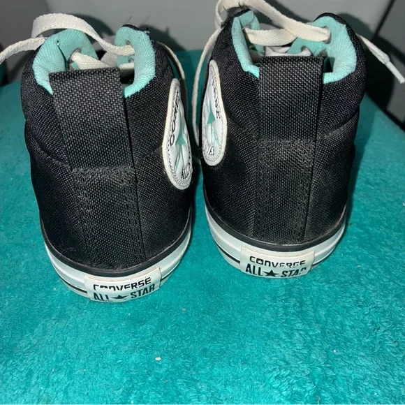 Converse Size:6 Junior Black, White and Turquoise Accent Sneakers - Picture 5 of 11